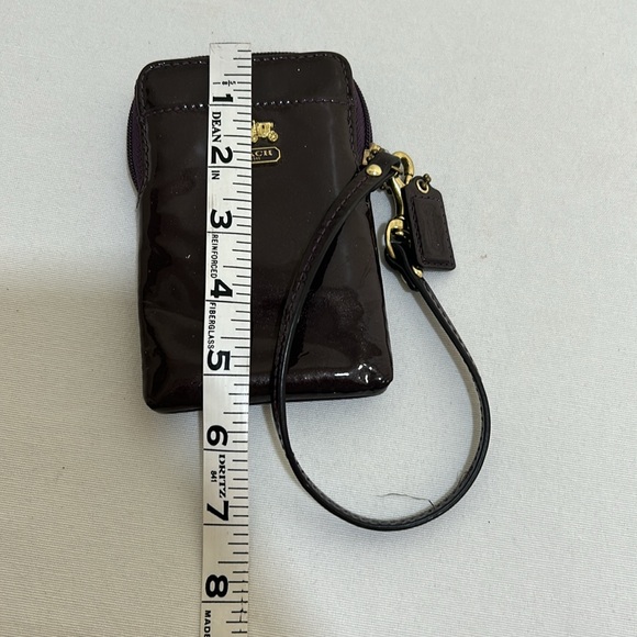 COACH LEGACY PURPLE LEATHER WRISTLET UNIVERSAL CARD HOLDER - Picture 7 of 8